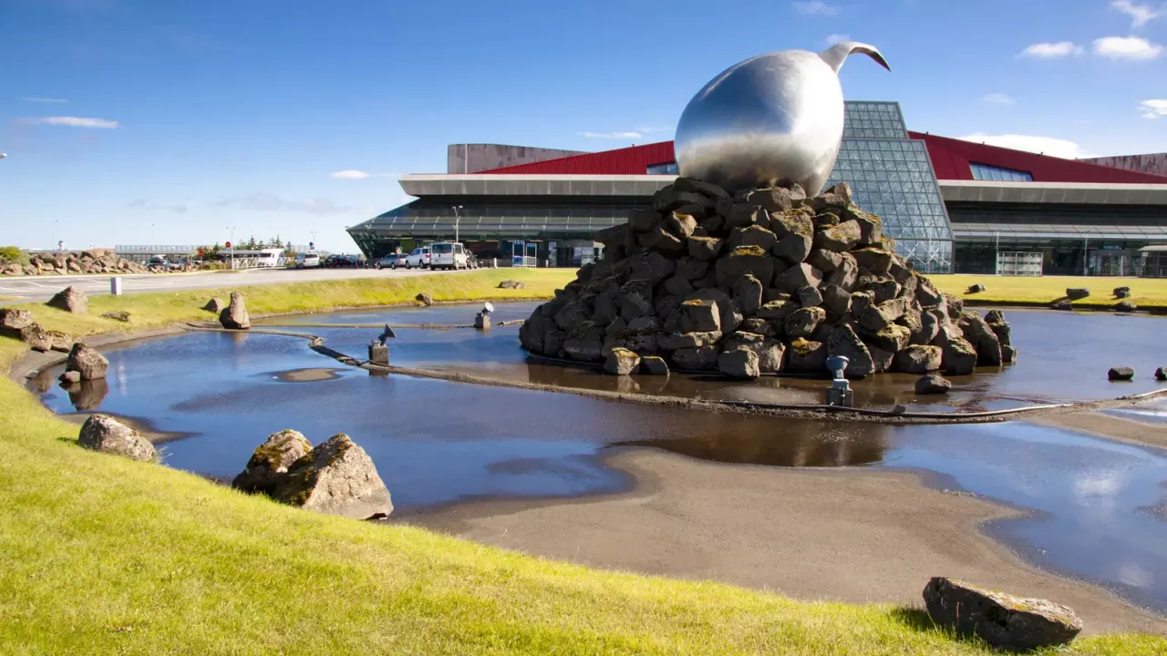 Keflavík International Airport Compensation for Flight Delays & Cancellations: Live Updates