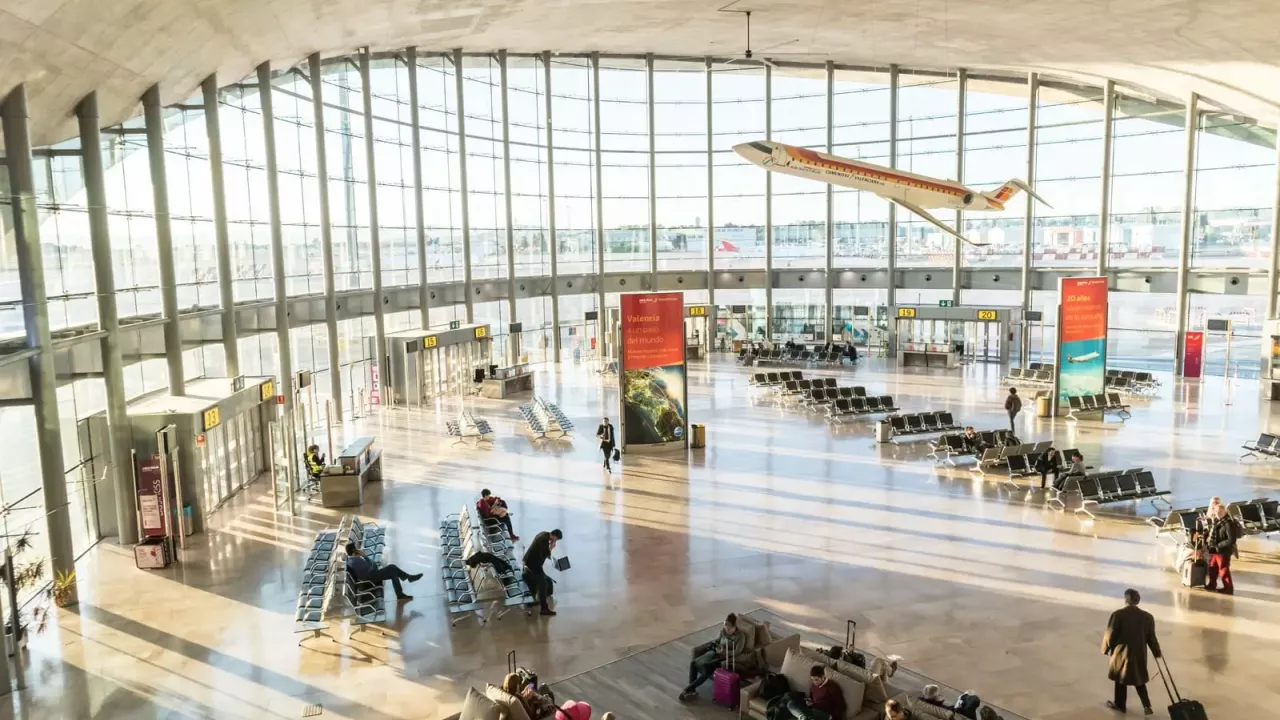 Valencia Airport Compensation for Flight Delays & Cancellations: Live Updates
