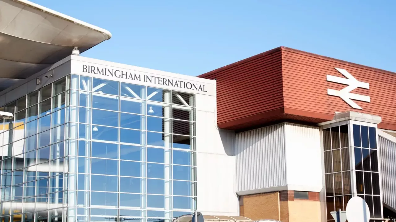 Birmingham Airport Compensation for Flight Delays & Cancellations: Live Updates