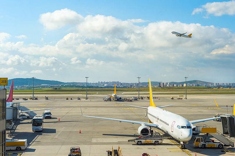 pana la 600 euro compensatii pentru zboruri amanate