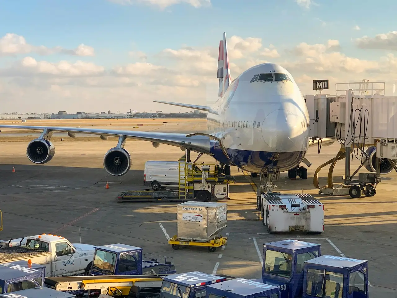British Airways preparing to leave from Chicago