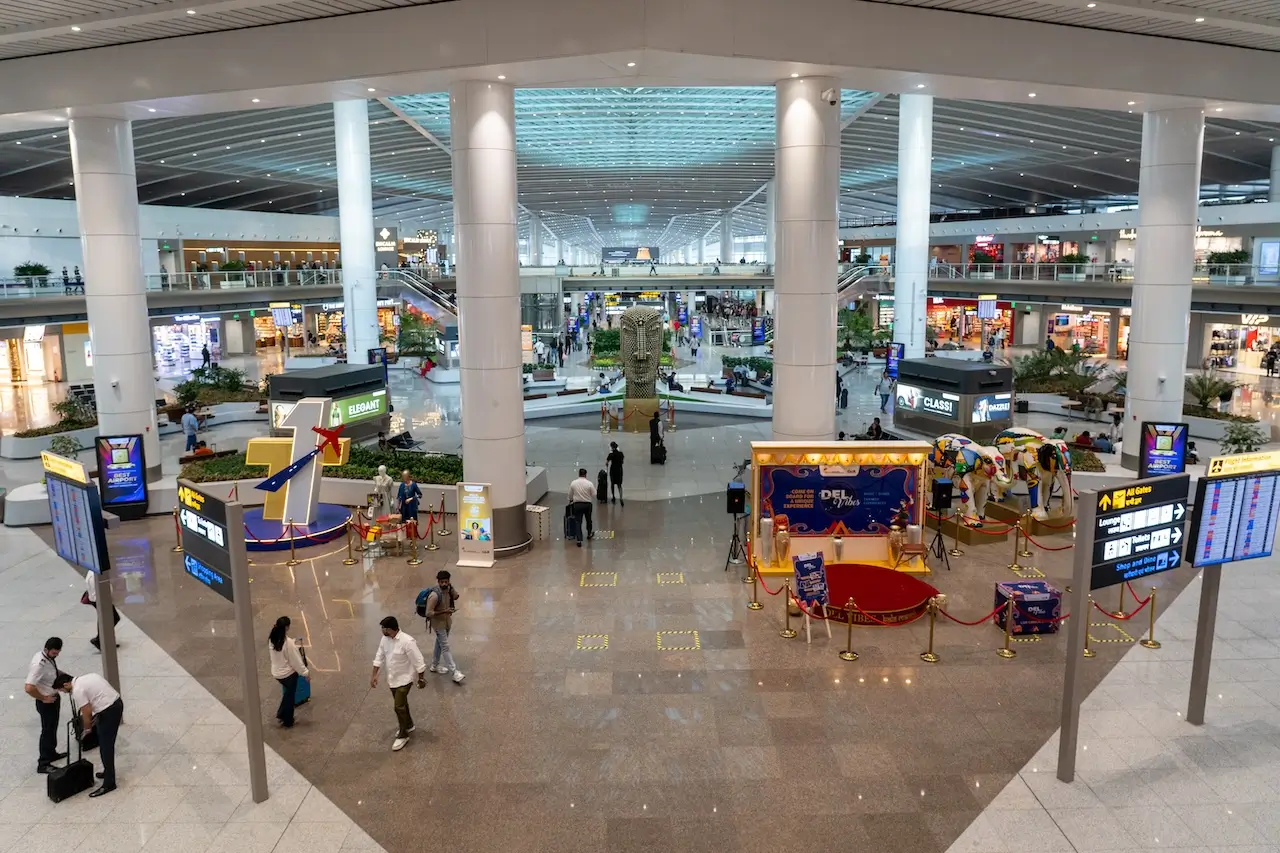 Aeroporto Internacional Gandhi, em Deli - O aeroporto mais barato do mundo para ficar retido