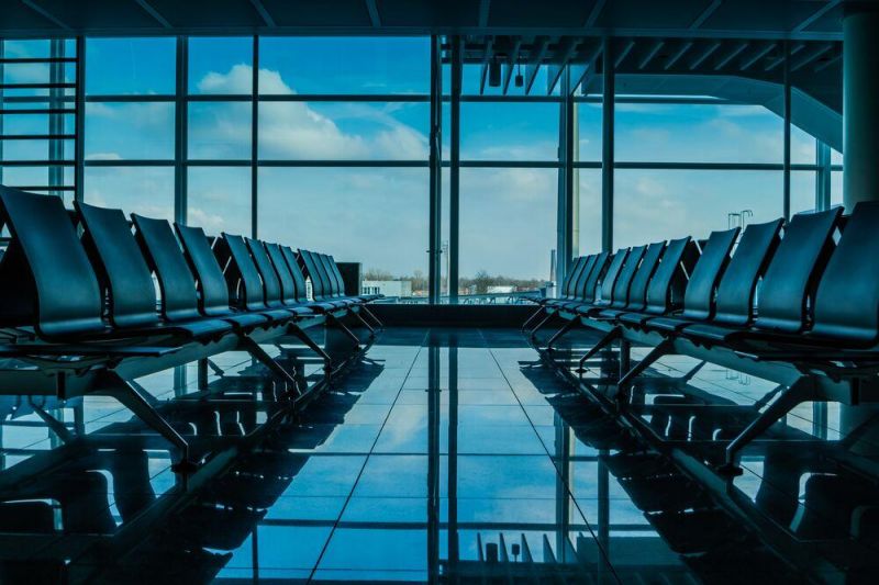 Regulamentul CE 261 din 2004 garantează protecția pasagerilor aerieni