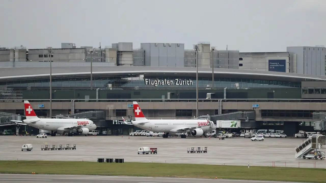 Flight departures at Zurich Airport