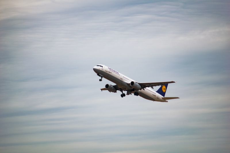 Jak złożyć roszczenie do linii Lufthansa?