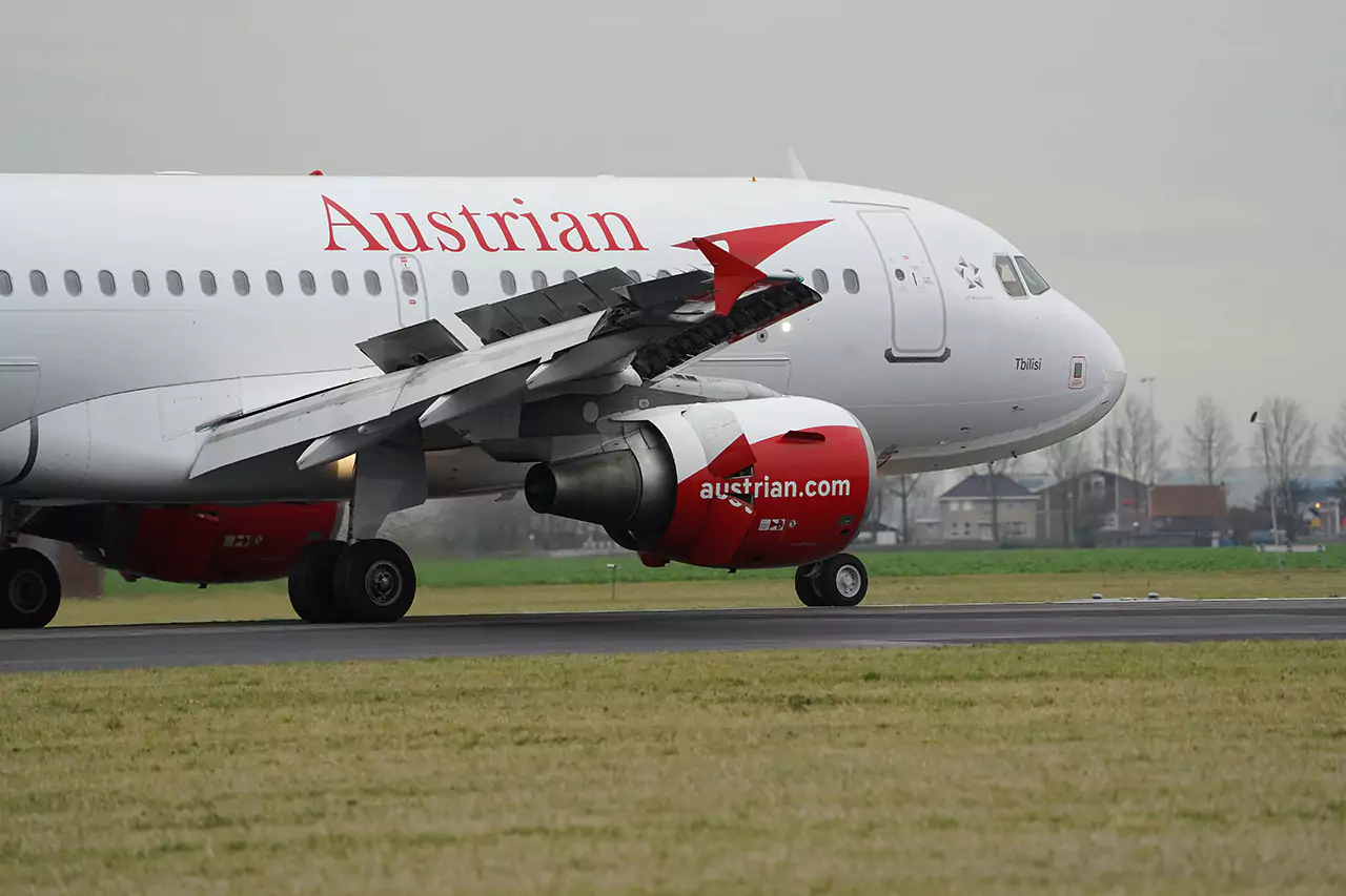 nasul aeronavei companiile aeriene Austrian Airlines
