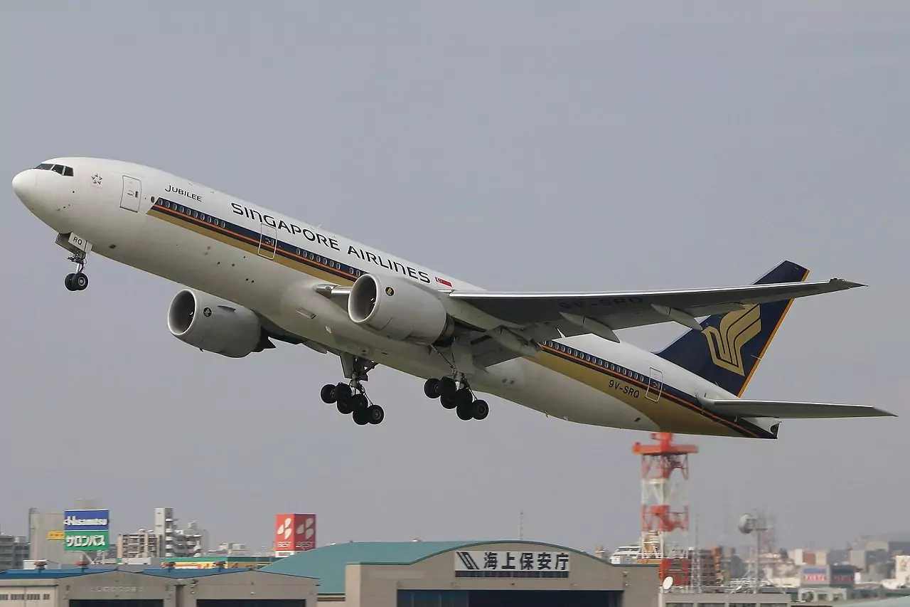 Singapore Airlines 777