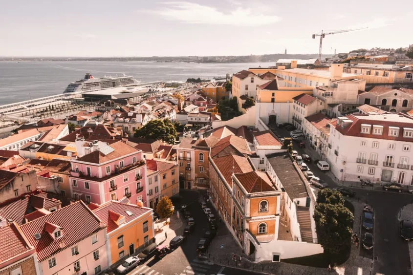 vista a&eacute;rea de Lisboa, Portugal, sede da TAP Air Portugal