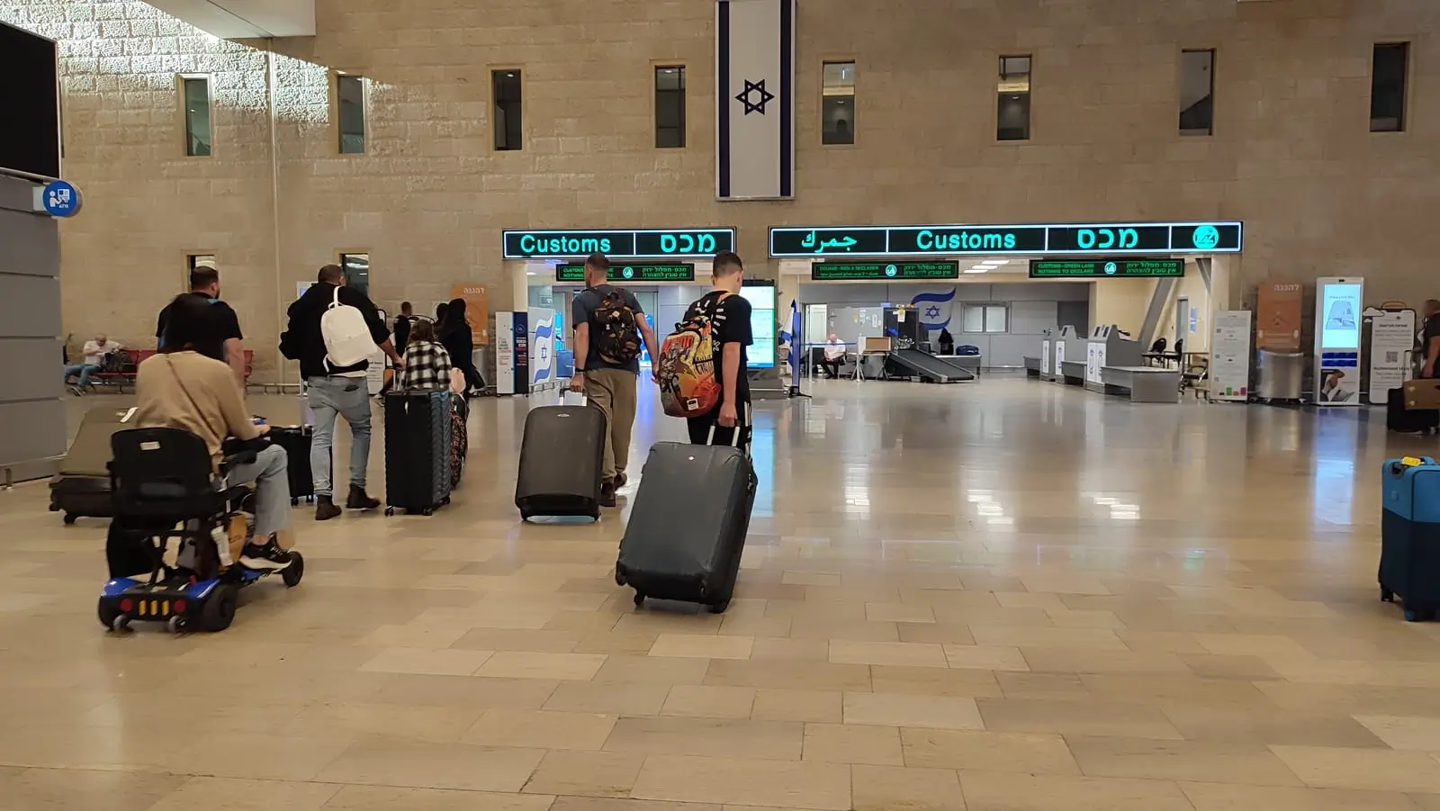 tel aviv israel ben gurion airport lobby passenger lounge