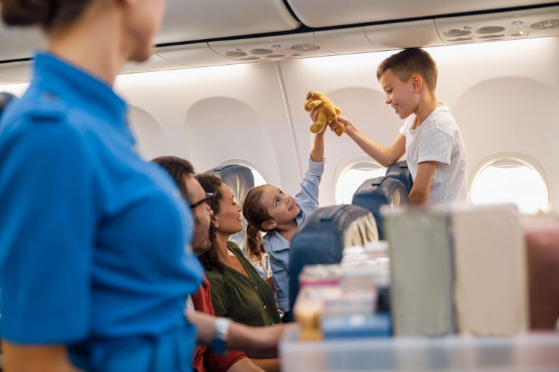 Things for kids to do on a plane