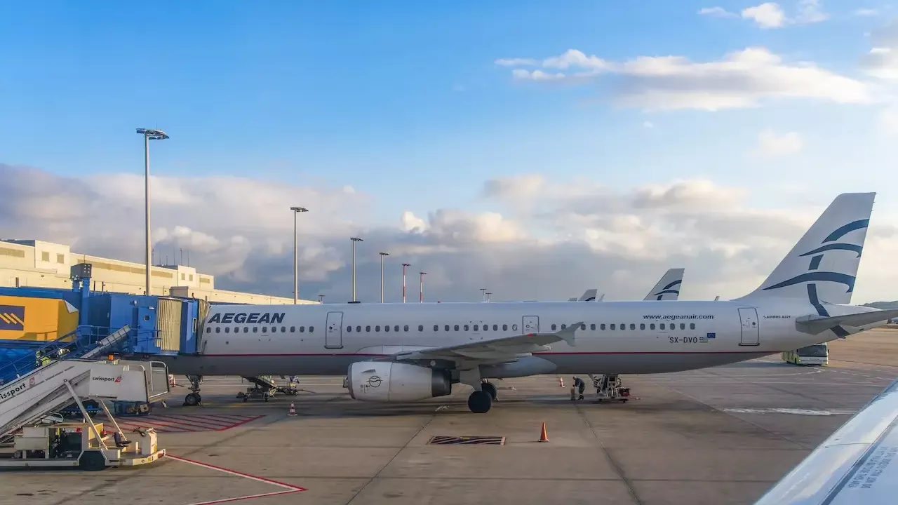 Opóźniony, zagubiony lub uszkodzony bagaż w Aegean Airlines: jak uzyskać odszkodowanie