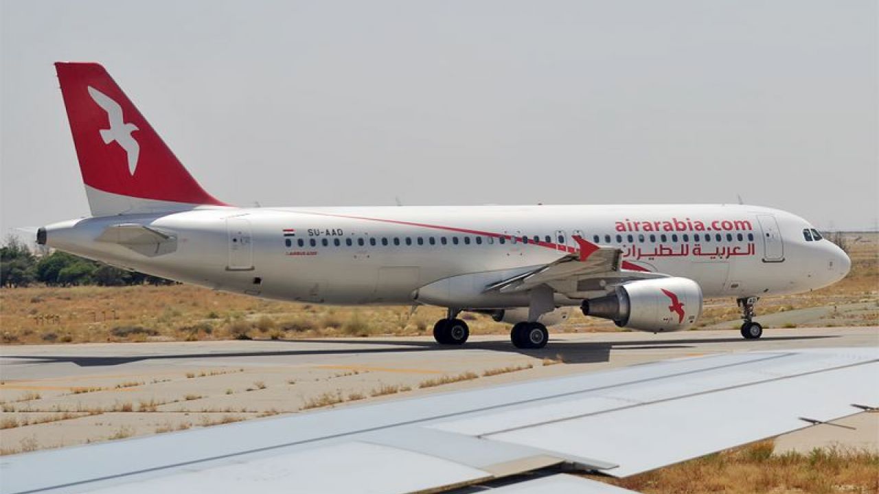 Overbooking con Air Arabia: qué hacer si te dejan en tierra y cómo reclamar
