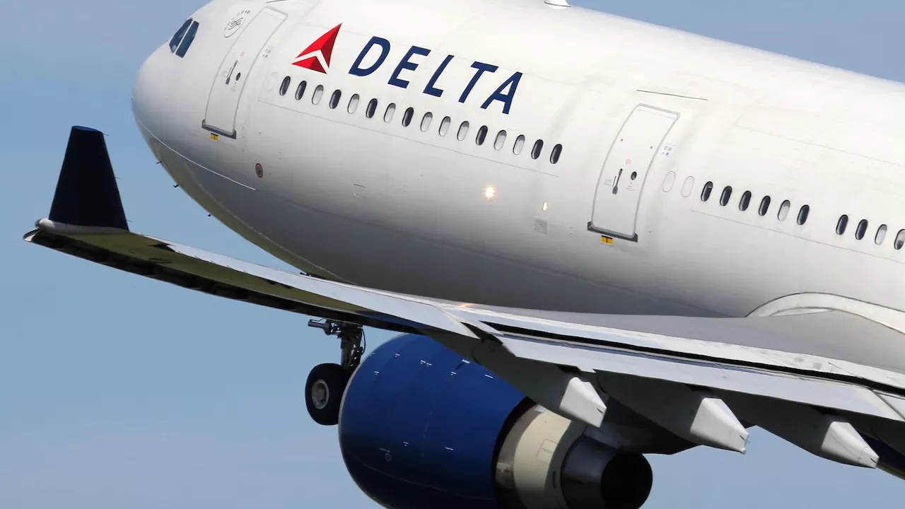 How to Claim Reimbursement from United Airlines for Extra Expenses
