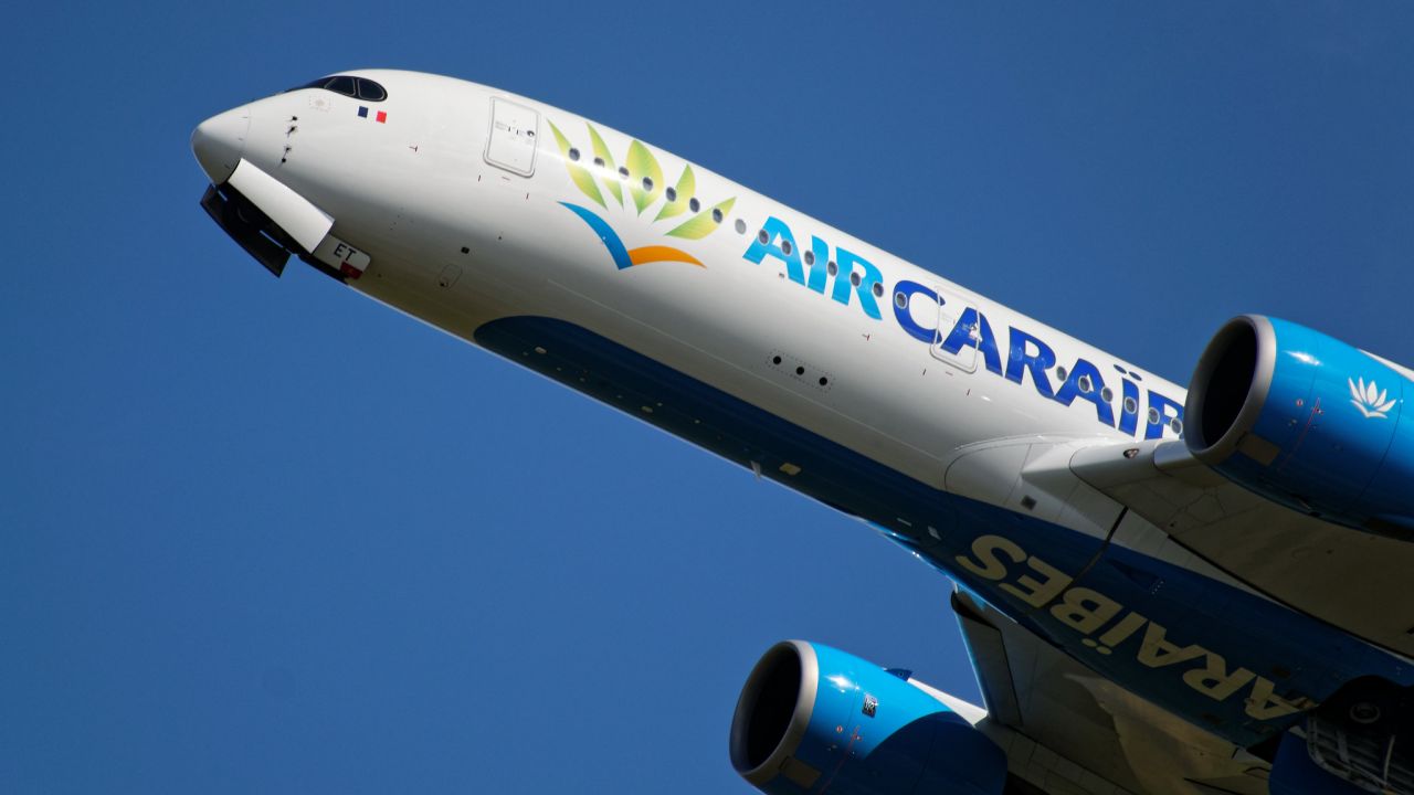 Kompenzace a refundace za Air Caraïbes zmeškané nebo zrušené lety