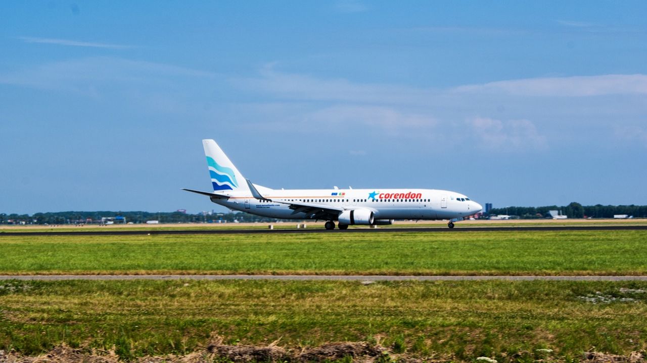 Odszkodowanie i zwrot kosztów za odwołany lub opóźniony lot Corendon Airlines