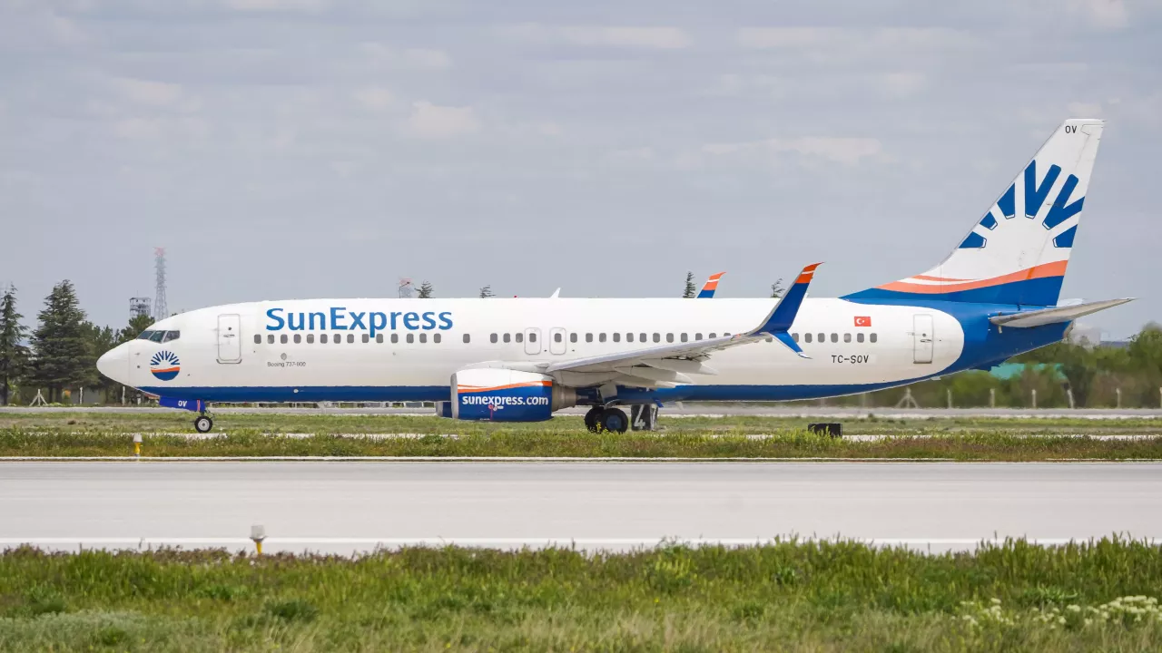 Відшкодування та компенсація SunExpress за скасування рейсу або затримку рейсу