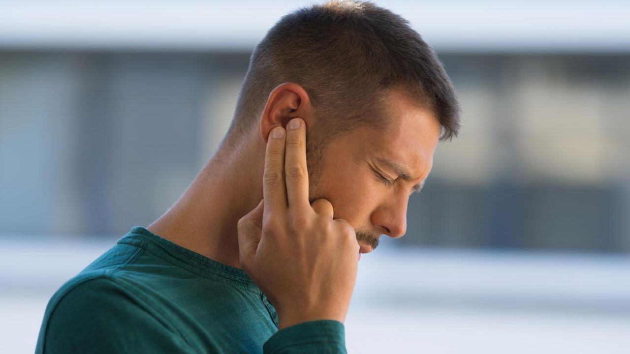 Is It Safe to Fly With an Ear Infection?
