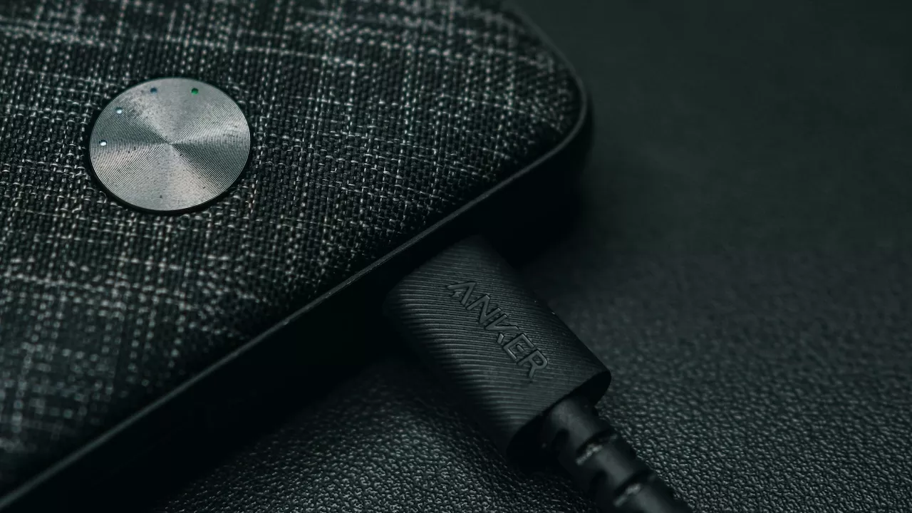 Powerbank do samolotu – zasady przewozu i ograniczenia
