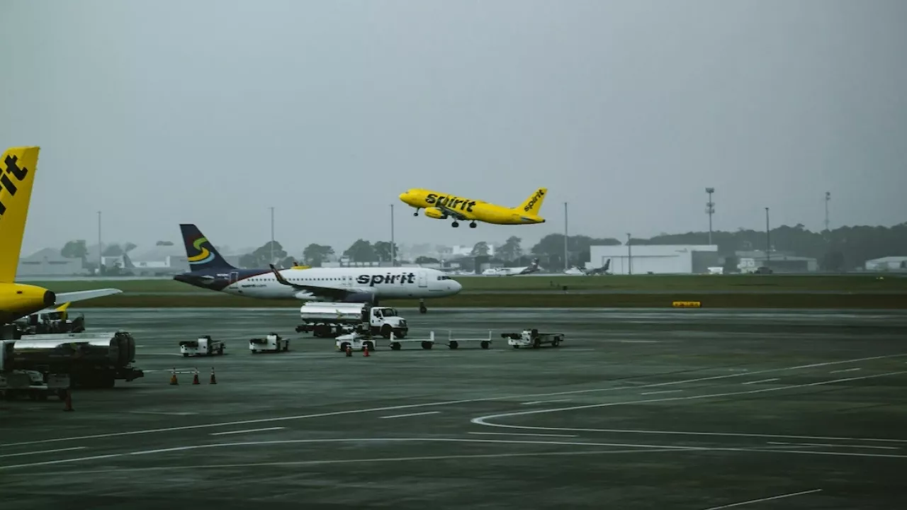 Qué hacer si quiebra una aerolínea y cómo afecta a tu vuelo y a los reembolsos