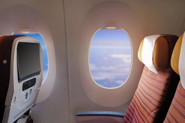 ¿Cuáles son los mejores asientos del avión?