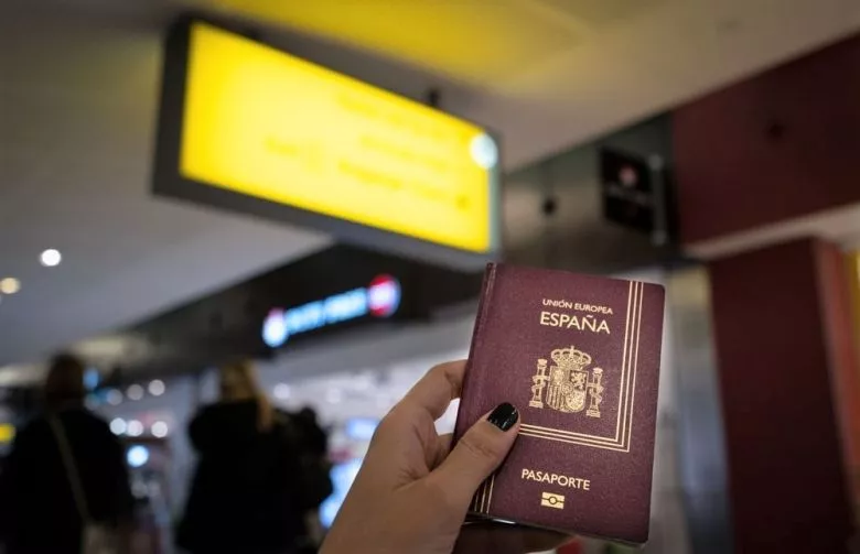 El pasaporte español: cómo renovarlo, precio, para qué sirve… y mucho más (1)