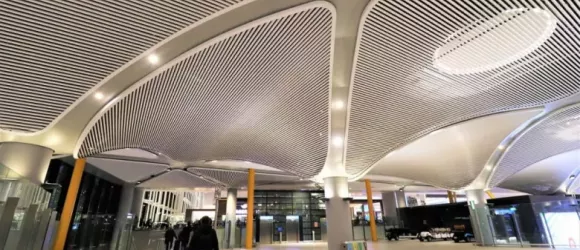 Descubra o Maior Aeroporto da Europa e Outros Gigantes da Aviação