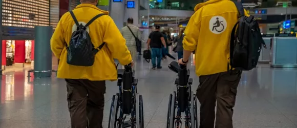 Flying with Medical Devices (UK Rules): What to Know 2025