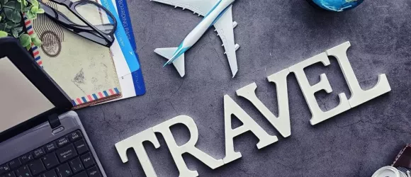 Booking Last Minute Christmas and New Year Travel