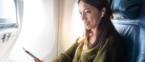 9 věcí co dělat v letadle které vás vyvedou z nudy