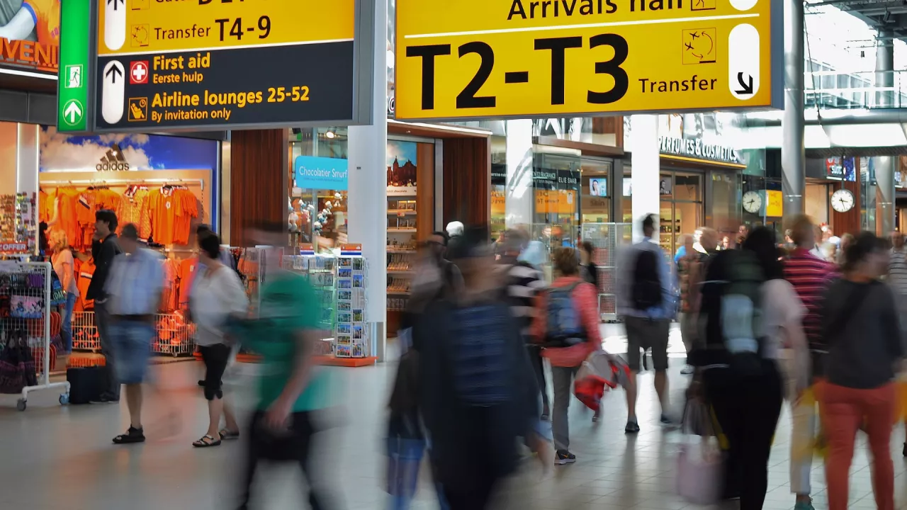 EU passengers will now get flight cancellation refunds in 14 Days