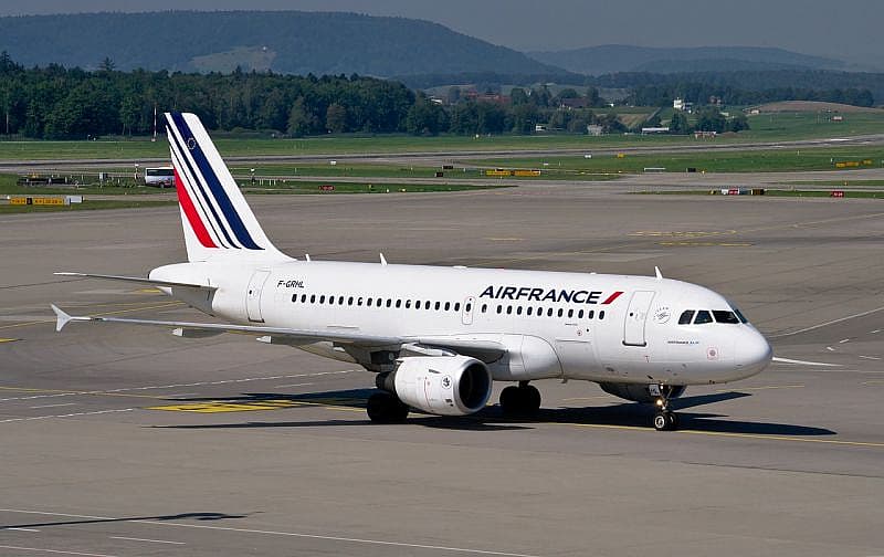 Aereo Air France sulla pista