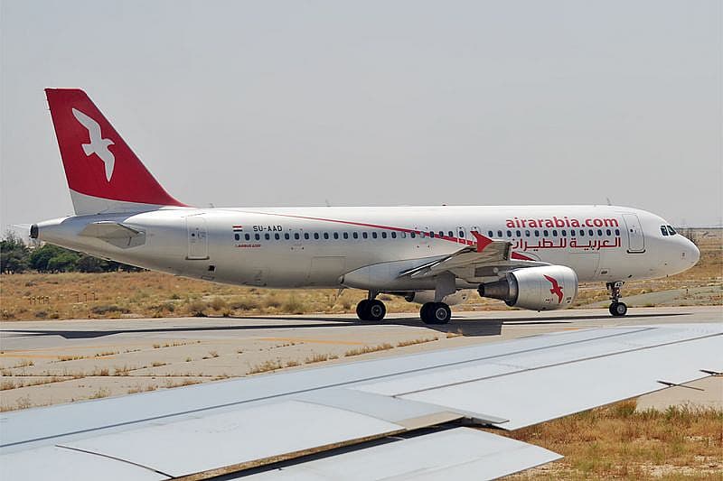 Avi&oacute;n en tierra por cancelar Air Arabia el vuelo