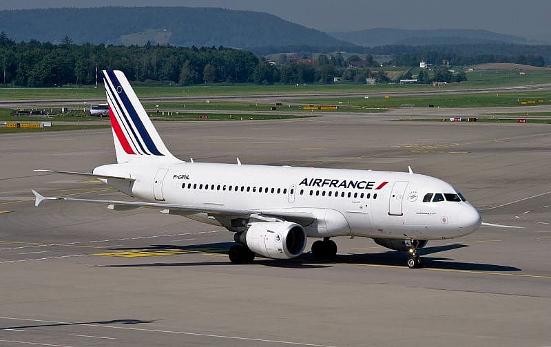 Aereo Air France sulla pista