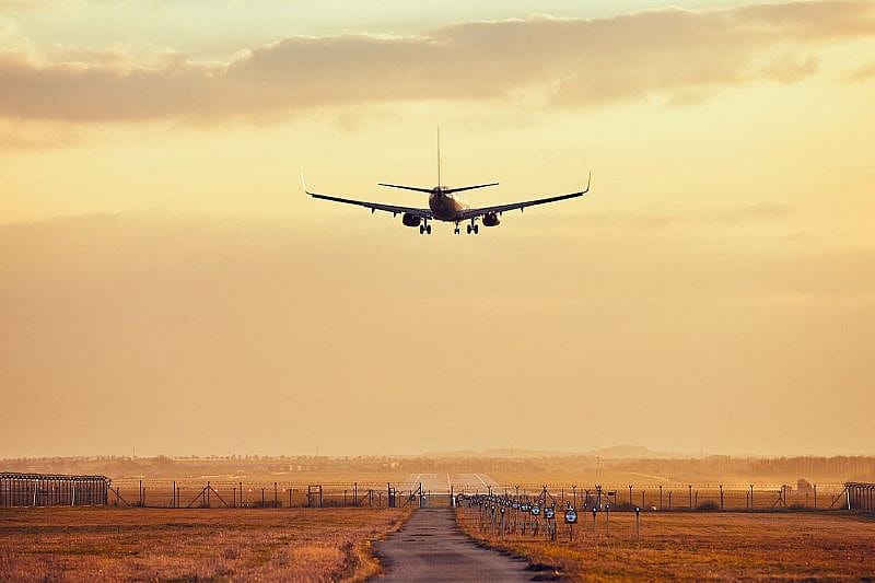 Nouvelair-Flugzeug in der Luft