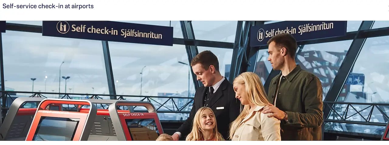 Icelandair check in kiosks
