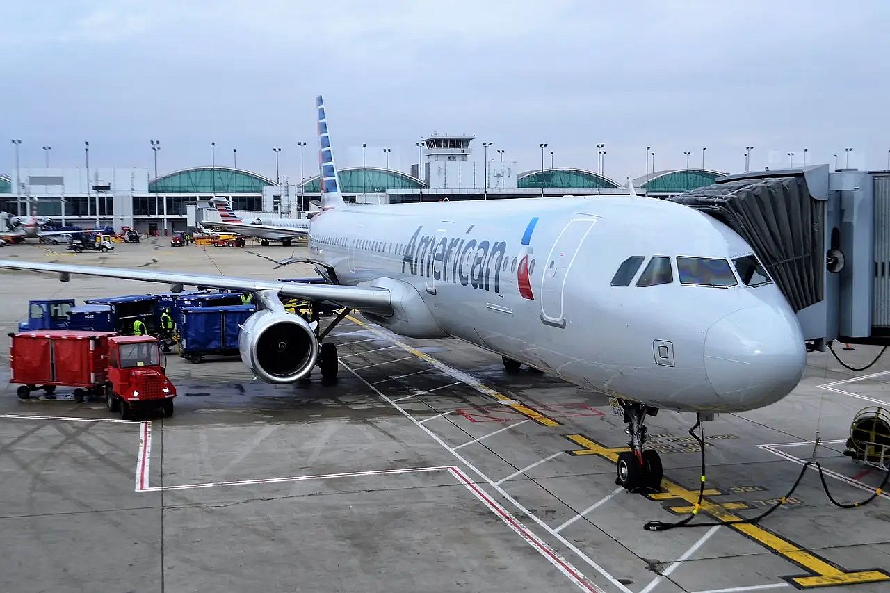 American Airlines boarding