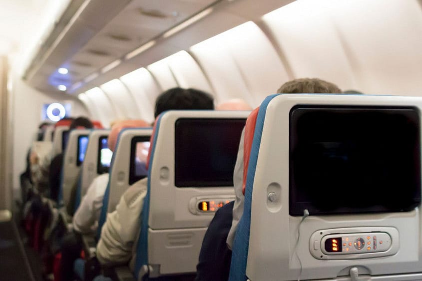 Formas de entretenerse en un vuelo largo