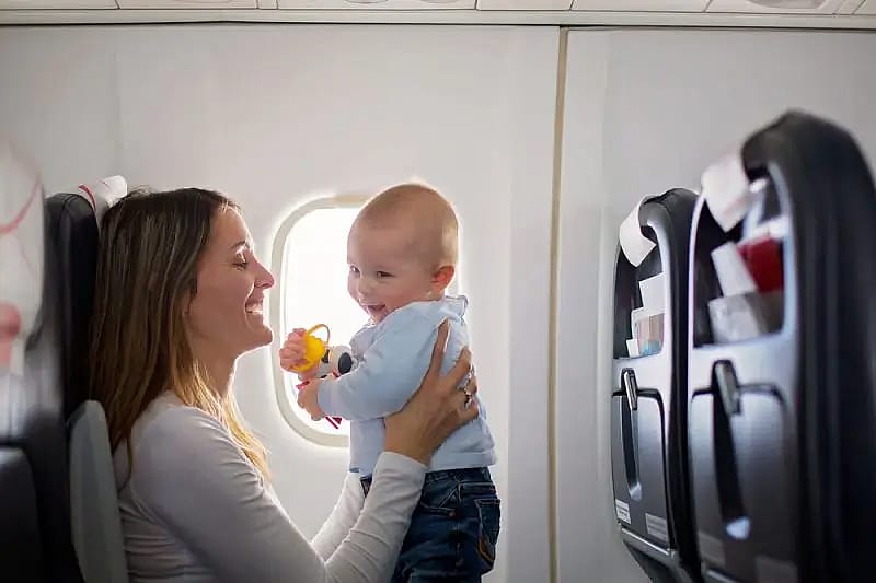 mejor-hora-del-dia-volar-con-bebe
