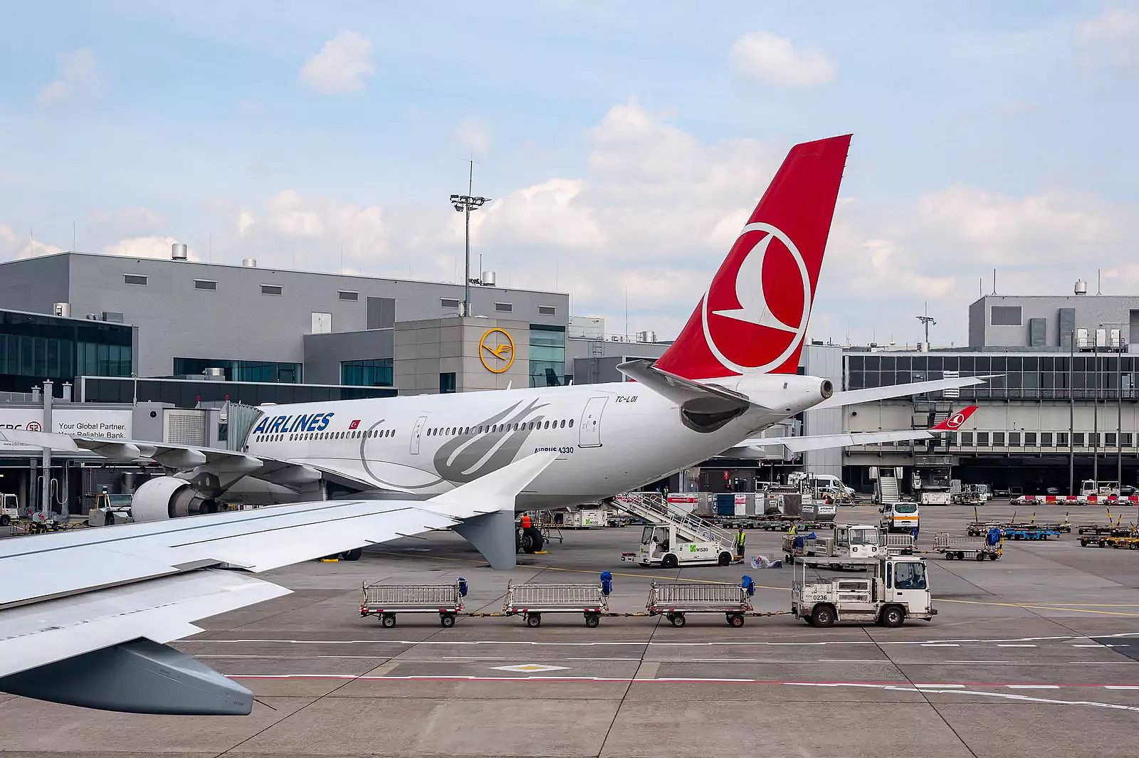 Turkish Airlines is the largest airline company in the world for countries served